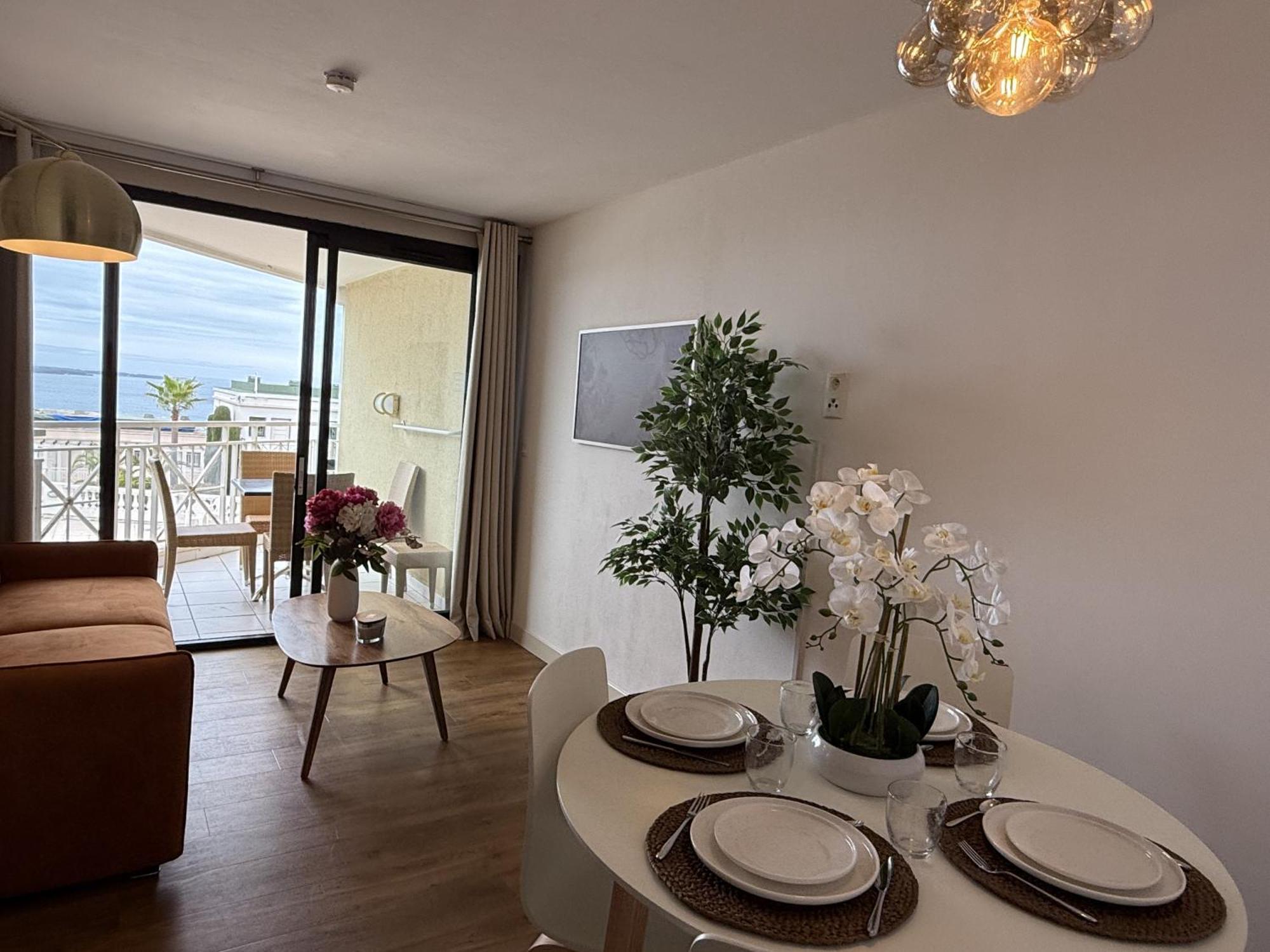 Un Studio De Charme Vue Mer & Piscine D'Exception Κάννες Εξωτερικό φωτογραφία