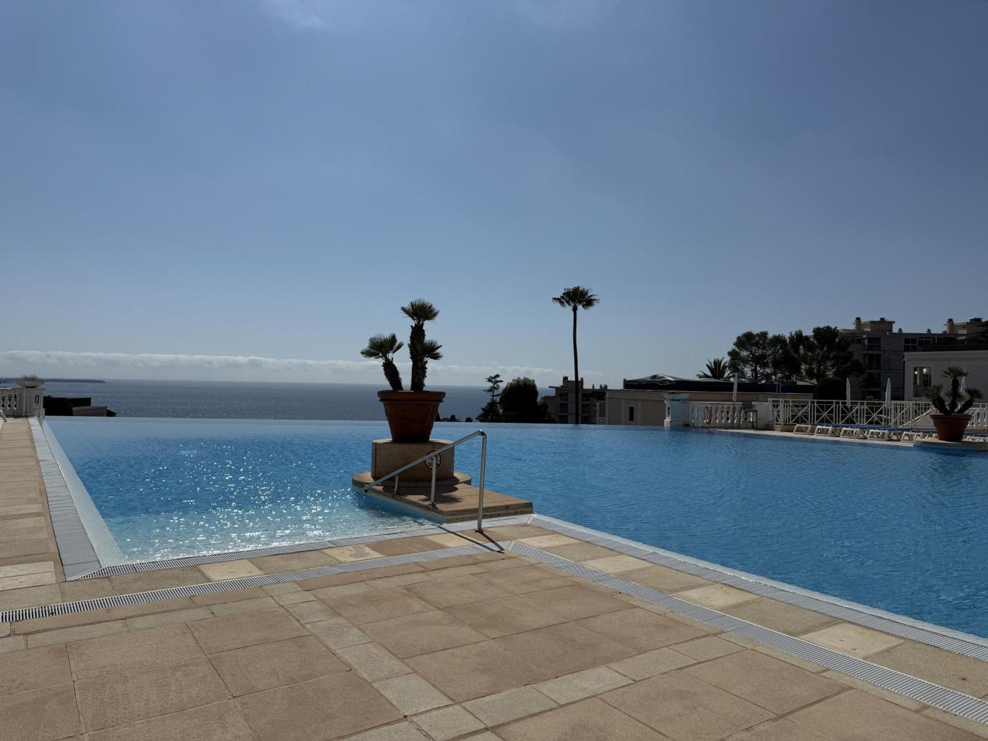 Un Studio De Charme Vue Mer & Piscine D'Exception Κάννες Εξωτερικό φωτογραφία
